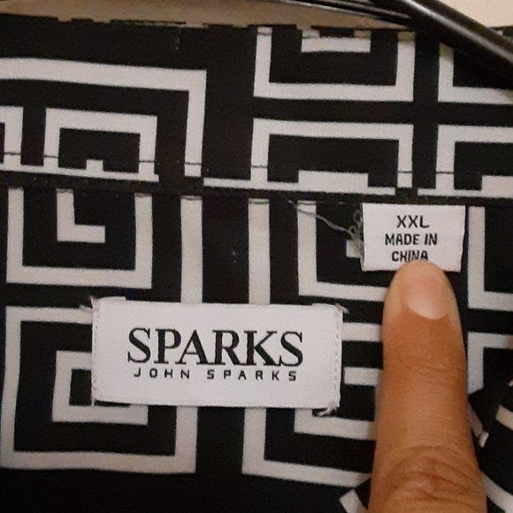 John sparks button up dress shirt. - Picture 3 of 4